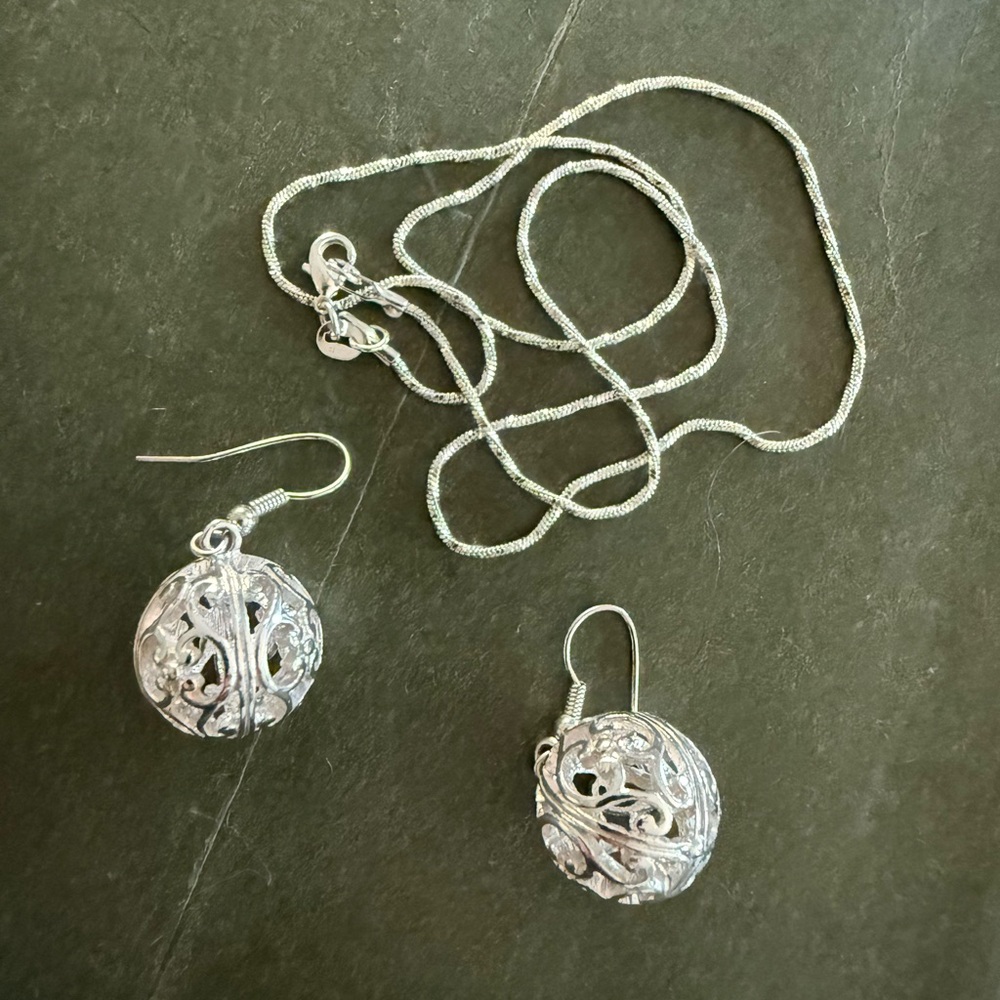 Elegant Silver Filigree Earrings and Sterling .925 Silver Necklace Set